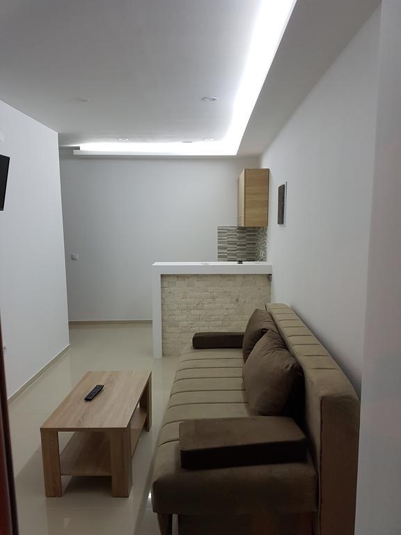Avdiu Apartment Ulcinj Esterno foto