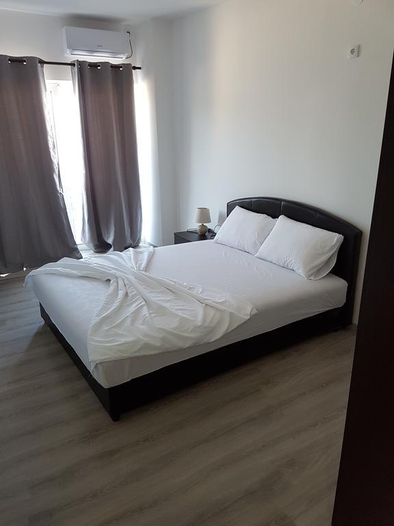 Avdiu Apartment Ulcinj Esterno foto